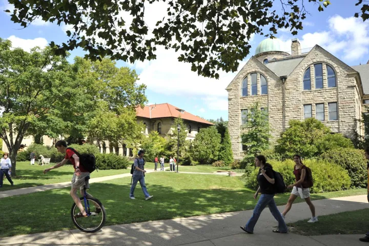 Students walking across campus at Oberlin College